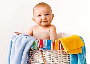 Как да перем дрехи за новородено?