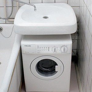 Sink over the washing machine