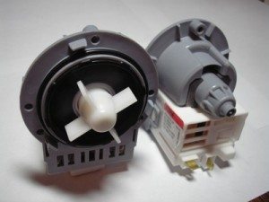 How to clean the drain pump in your washing machine yourself