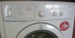 Самостоятелен ремонт на пералнята Indesit