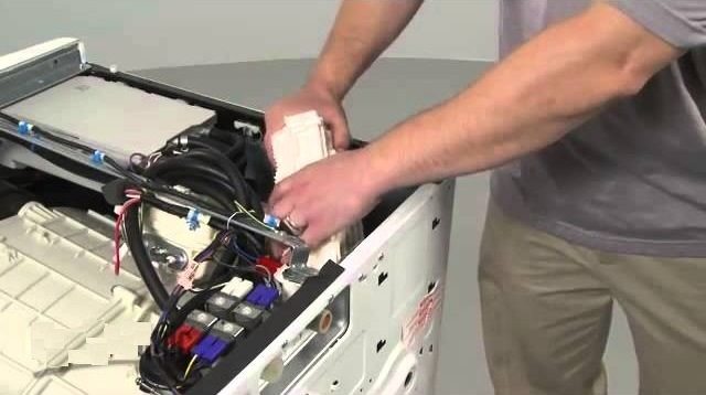 washing machine circuit breaker tripping