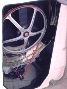 drive belt in a washing machine