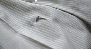 Washing machine tears laundry – causes and repairs