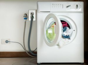 How to disconnect a washing machine from the water supply?