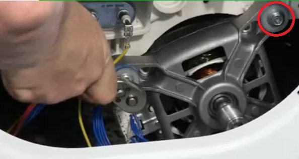 we unscrew the bolts holding the engine