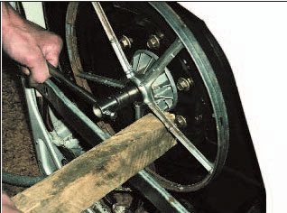 removing the drum pulley