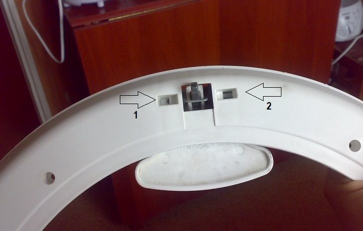 installing a handle on a door