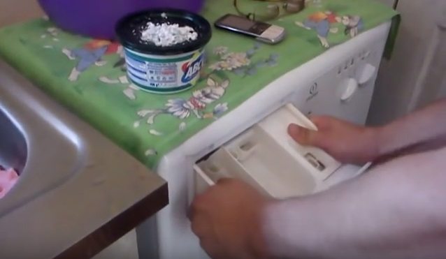 tray in an Indesit washing machine