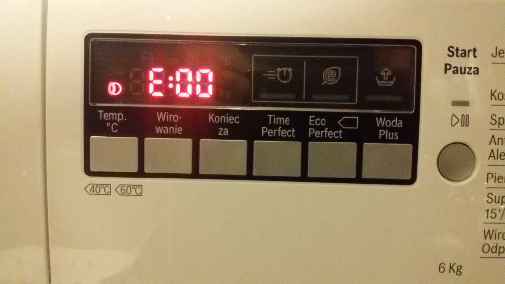 Error E00 on a Bosch washing machine