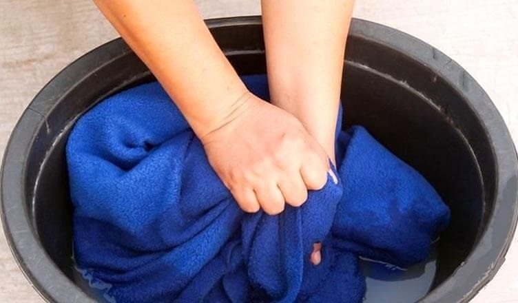 soak the robe in a basin