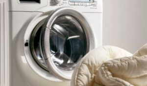 How to wash a down comforter in a washing machine How to wash a down comforter in a washing machine