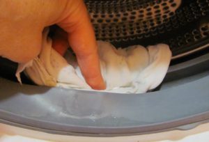 wipe the hatch cuff after washing