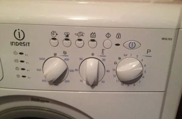 Indesit WISL 103 washing machine control panel