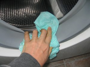 We wipe the machine after each wash.