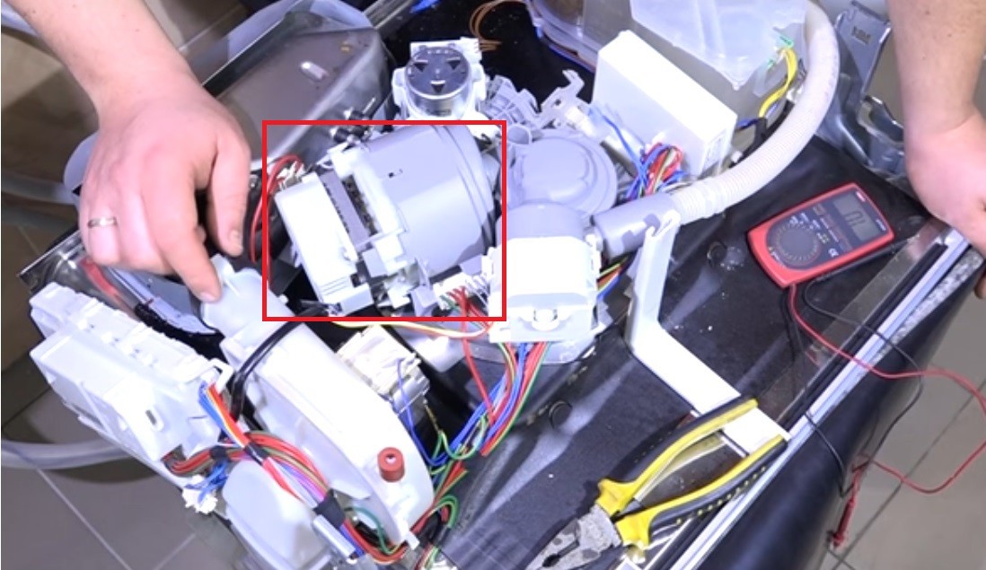 Where is the circulation pump located?