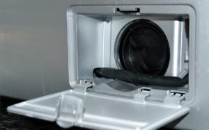 cleaning the Atlant filter