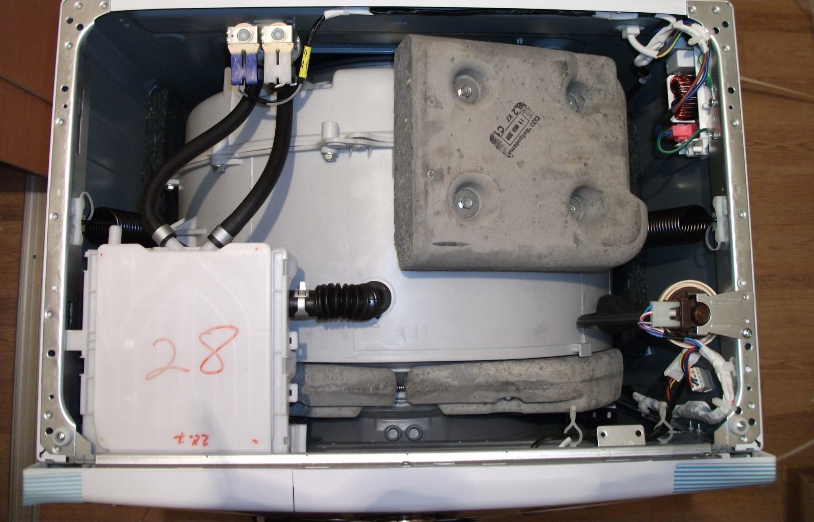 CM without top cover