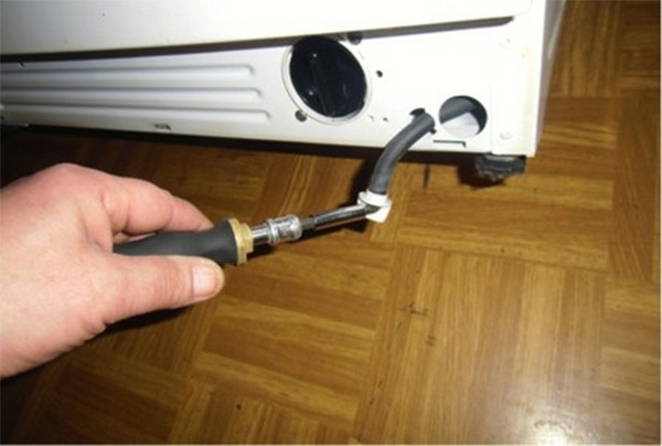 emergency water drain at the Atlant washing machine