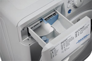 Where to put detergent in an Indesit washing machine