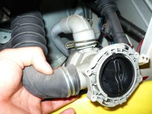 Ariston SM pipe and pump