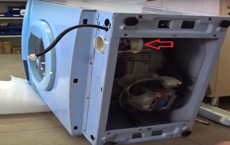 we find the pump and the snail