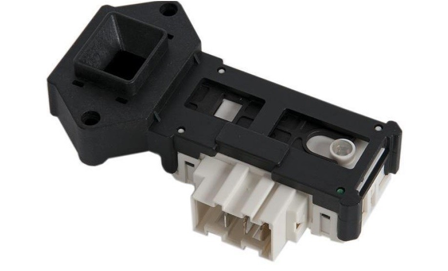 hatch locking device