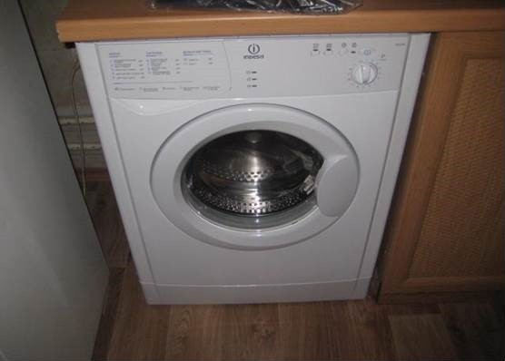 Indesit installation option in the kitchen