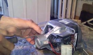 Let's check the motor brushes