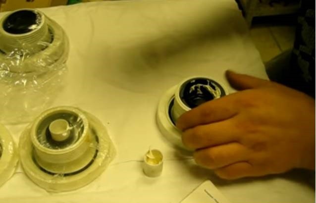 carefully lubricate the new caliper