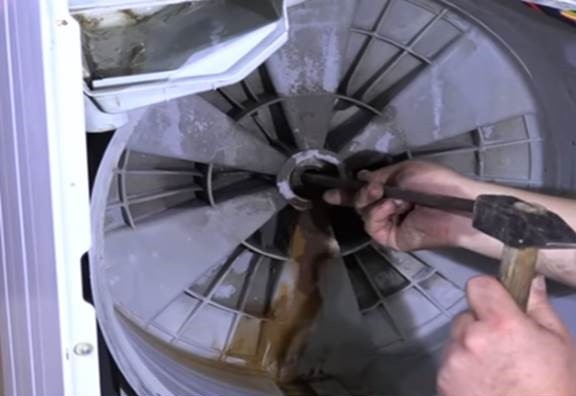 To remove old bearings, we will use a drift