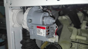 the pump can be screwed on