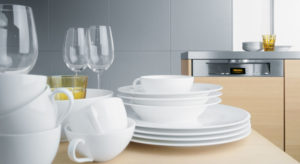 Какви съдове могат да се мият в съдомиялна машина?