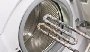 Washing machine protection against limescale