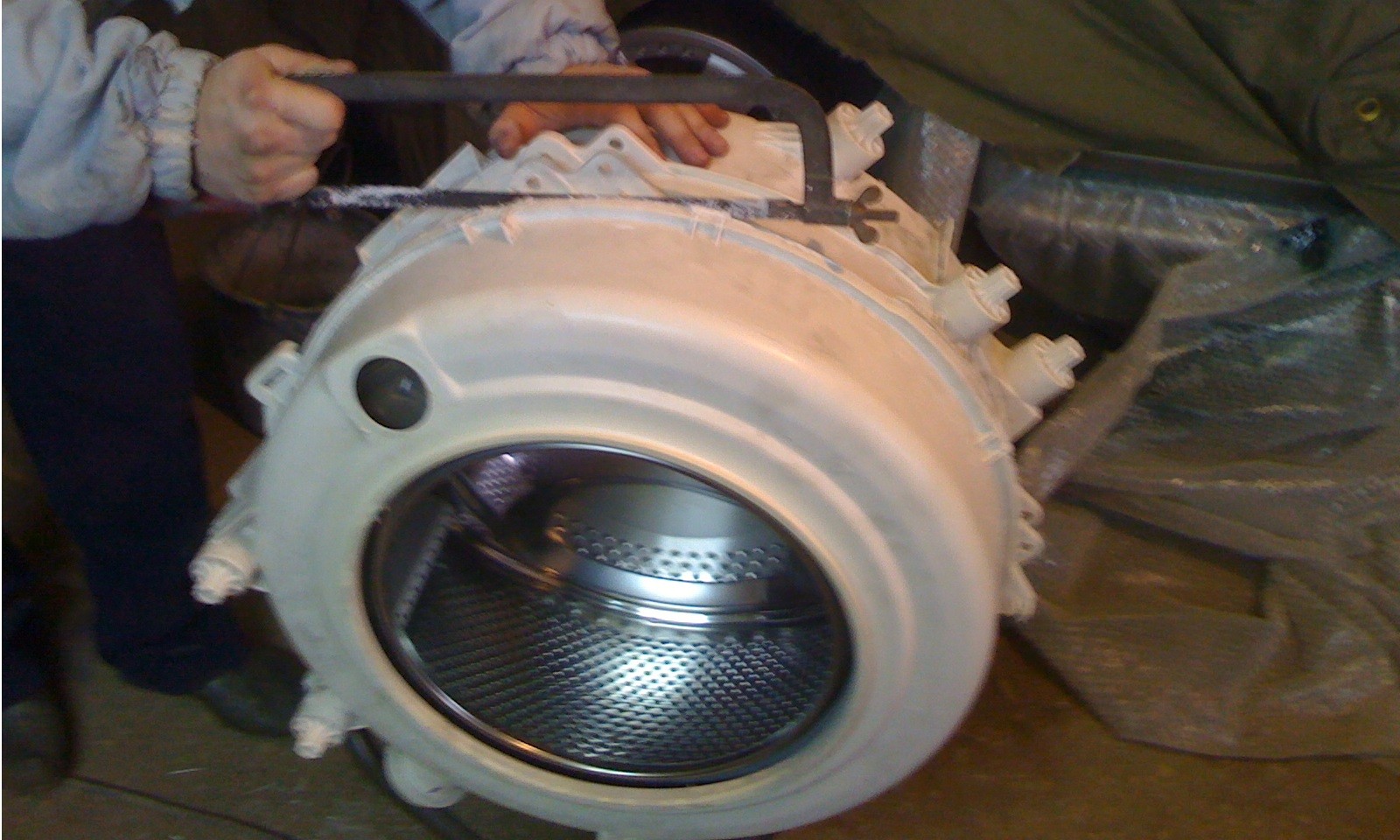 the non-separable tank has to be sawed off