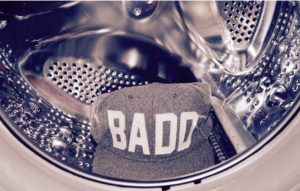 Как да перем шапка в пералня?