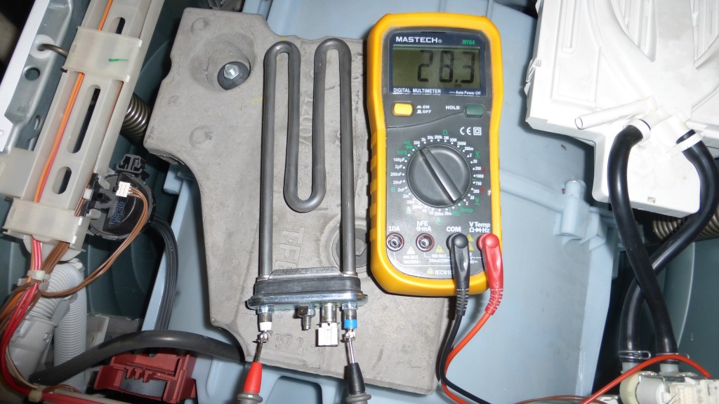 Checking the heating element of an Electrolux washing machine
