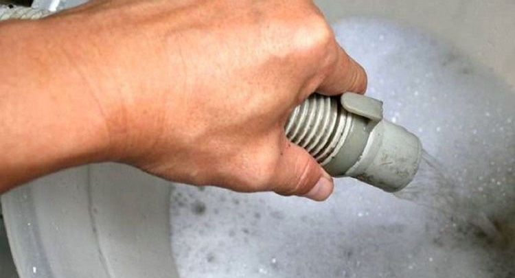 drain hose cleaning process