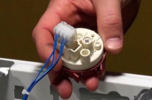 How to check the water level sensor in an LG washing machine