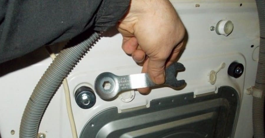 the transport bolts were not removed