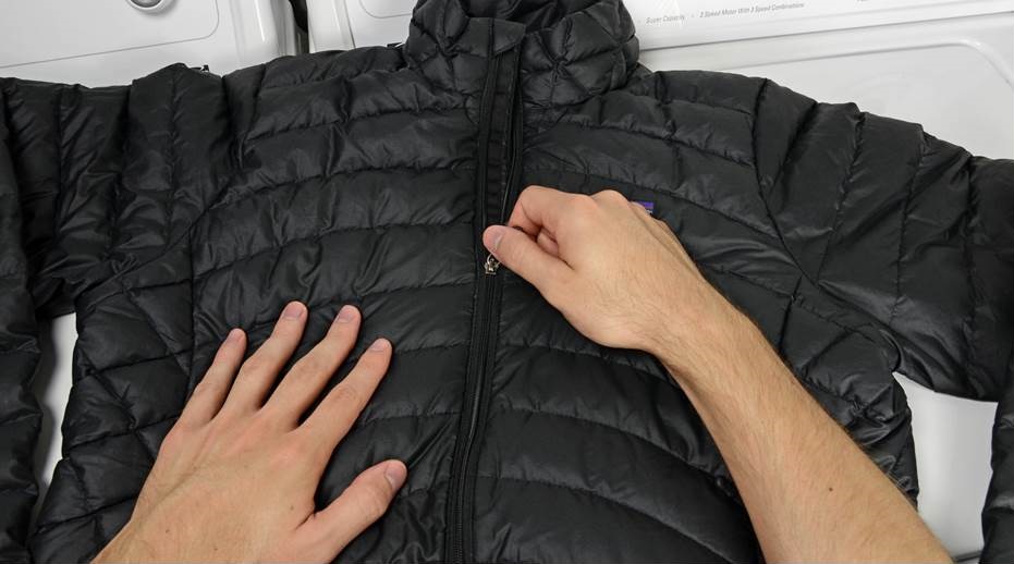 Preparing the jacket for washing