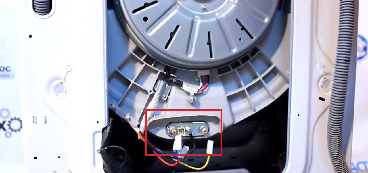 Changing the heating element of an LG washing machine