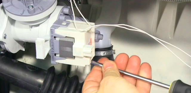 Let's remove and check the drain pump.