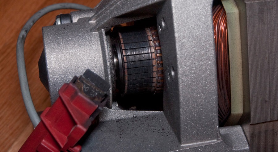 changing the motor brushes