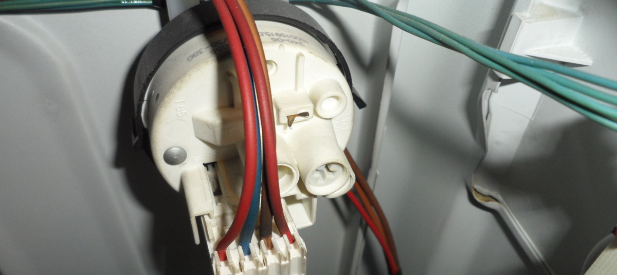 the pressure switch is malfunctioning