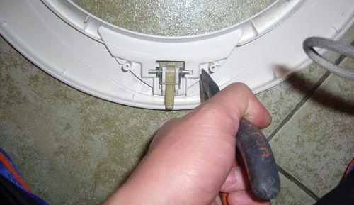 the door tongue could have broken