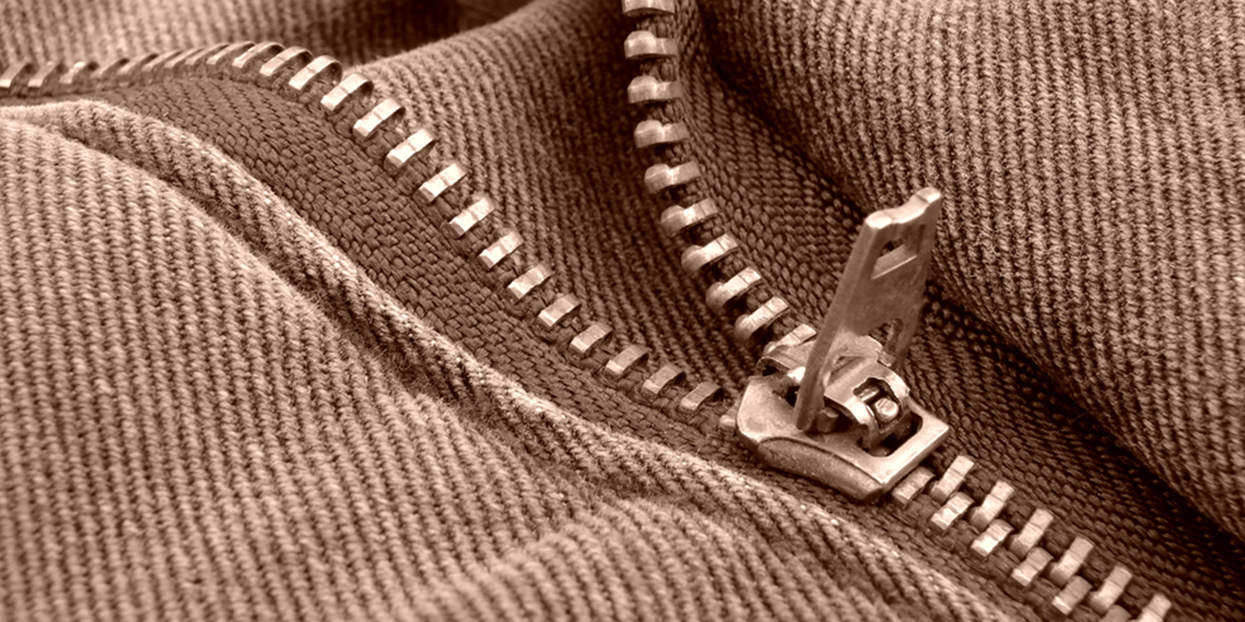 When preparing things, zip up the zippers