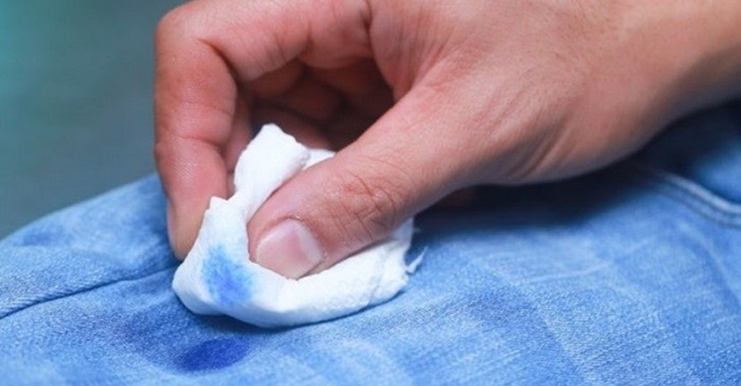 We check whether the fabric fades