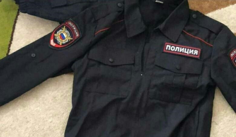washing police uniforms