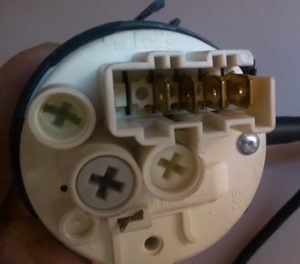 Проверка на сензора за ниво на водата в пералня Samsung