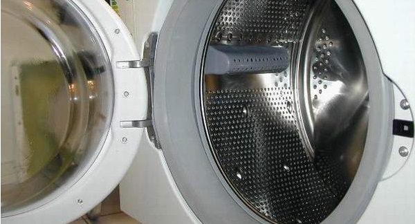 How to remove the door